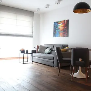 https://apartament-wilanow-klimczaka.warsawhotelspoland.com